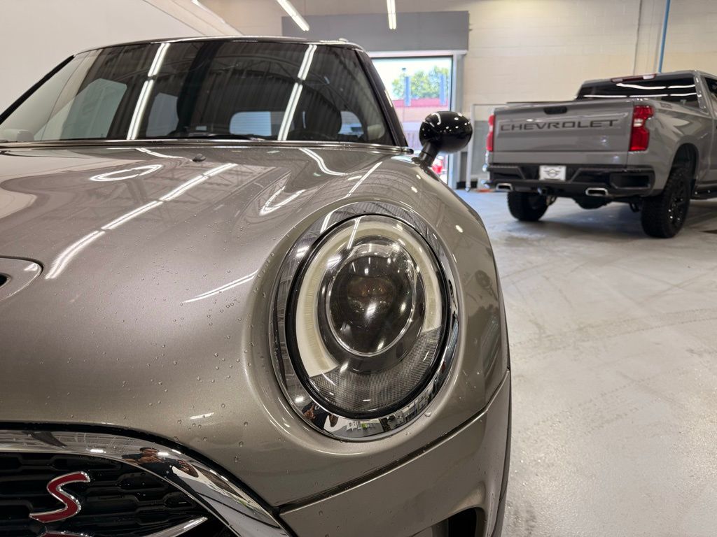 Thumbnail: 2019 MINI Cooper Clubman - 9