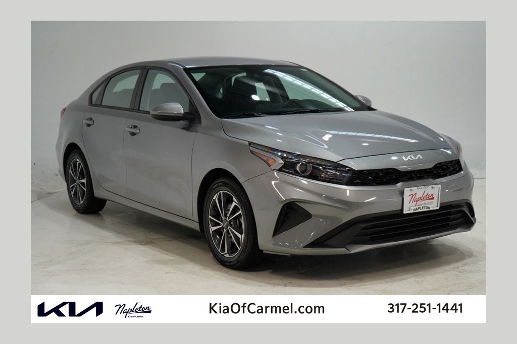 Steel Gray 2024 Kia Forte Sedan Front-Wheel Drive Continuously Variable Transmission