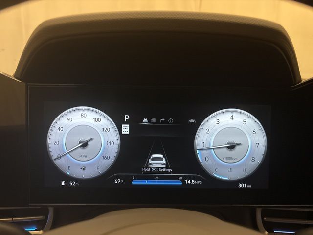 Used 2025 Hyundai Elantra For Sale in Bedford, OH