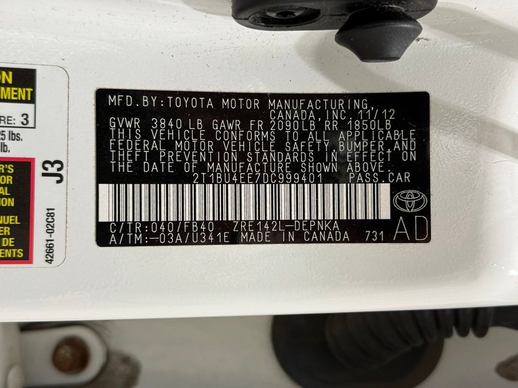 Thumbnail: 2013 Toyota Corolla - 23