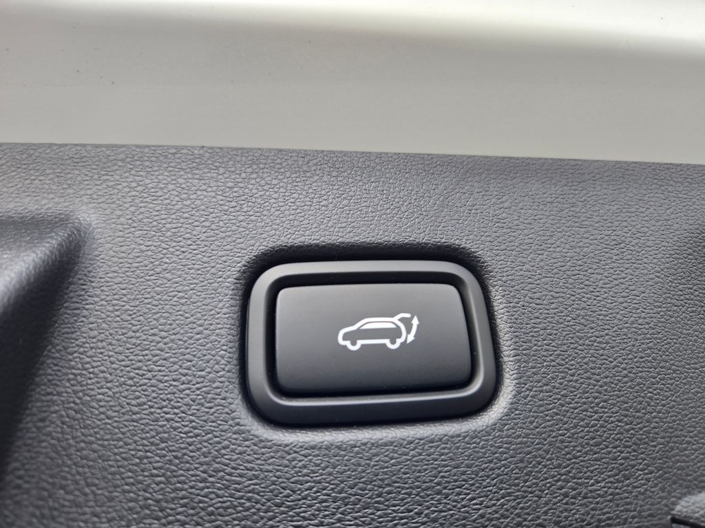 2025 Hyundai Tucson SEL 24
