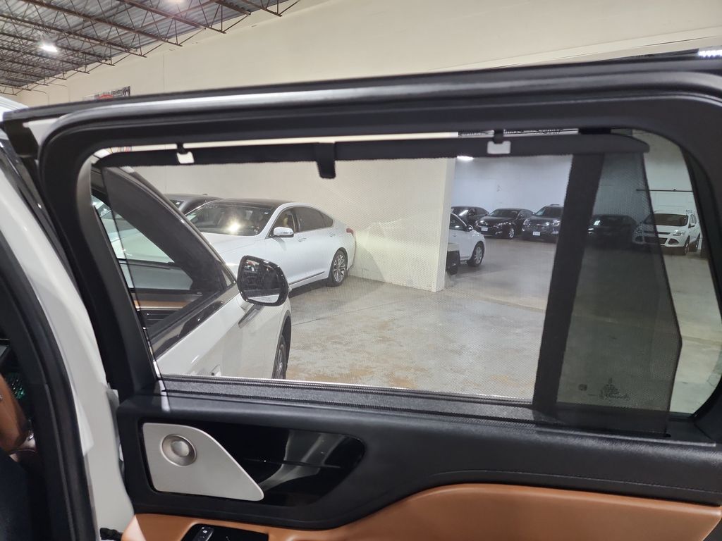 2020 Lincoln Aviator Reserve photo