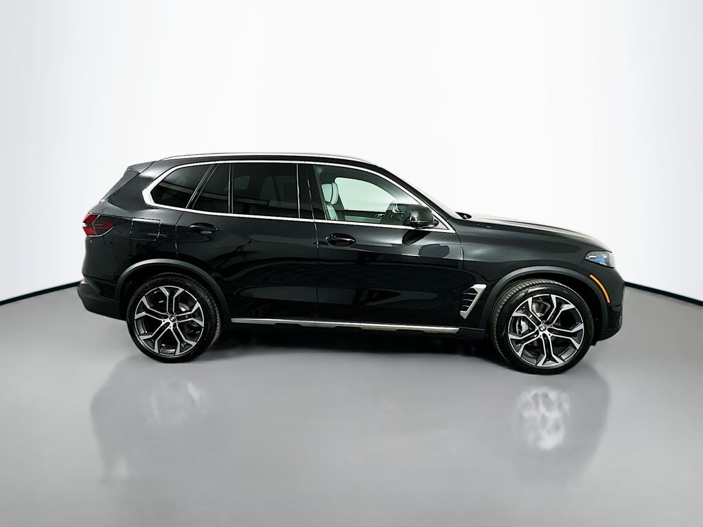 Thumbnail: 2026 BMW X5 - 4