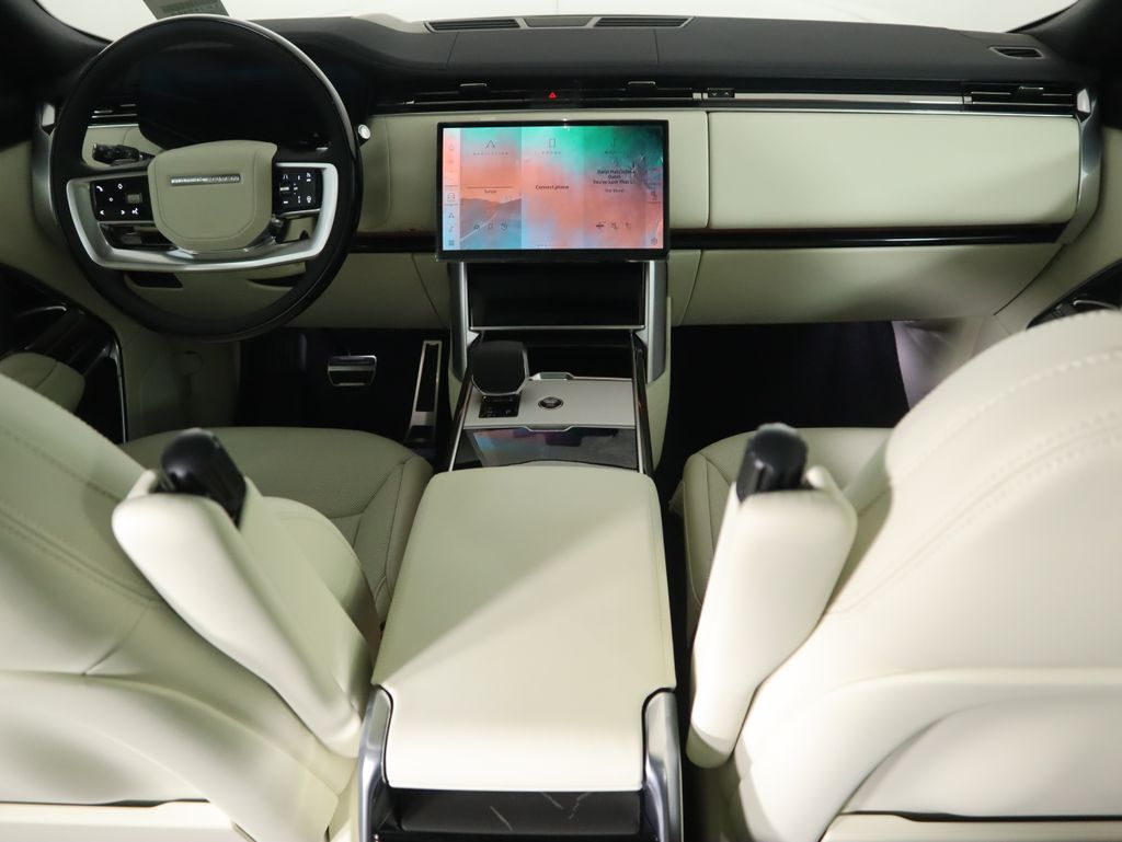 Thumbnail: 2026 Land Rover Range Rover - 14