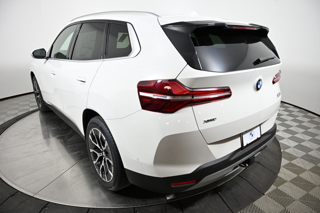 Thumbnail: 2026 BMW X3 - 3