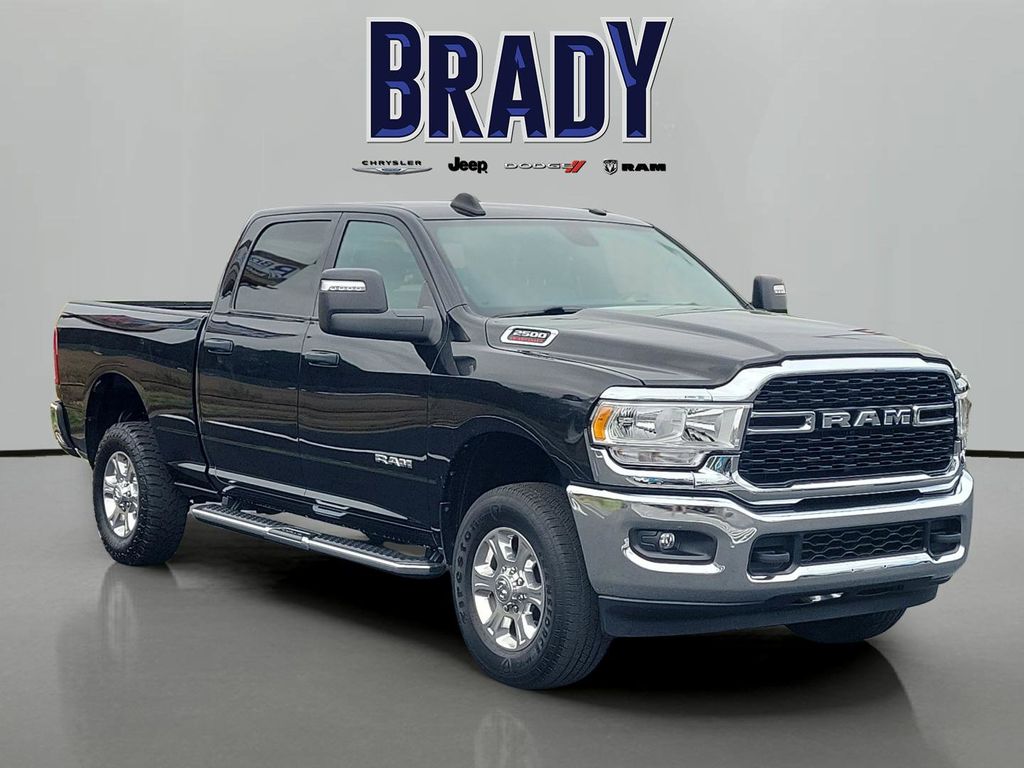 2024 RAM 2500 Big Horn Crew Cab 4WD