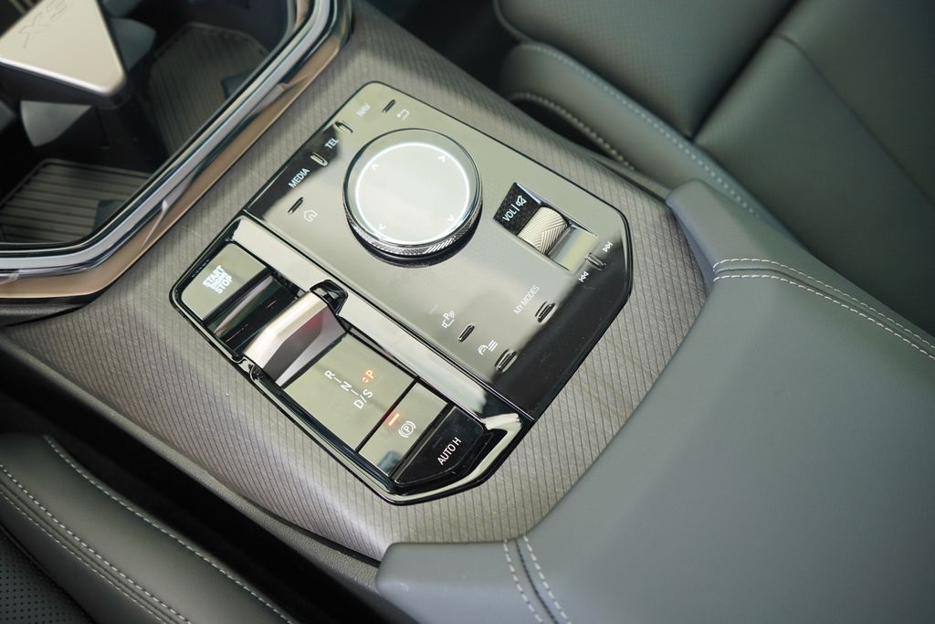 Thumbnail: 2025 BMW X3 - 18