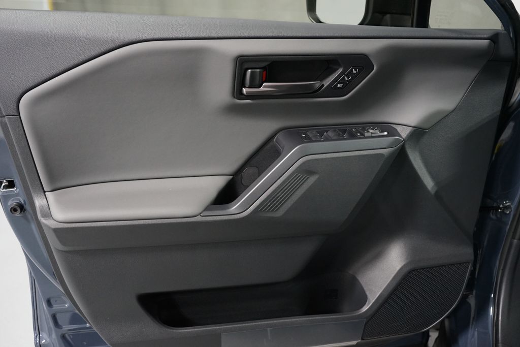 Thumbnail: 2026 Toyota RAV4 - 31