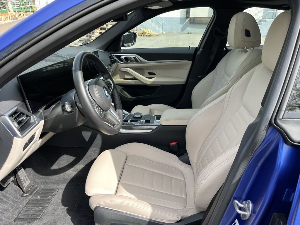 Thumbnail: 2023 BMW i4 - 11