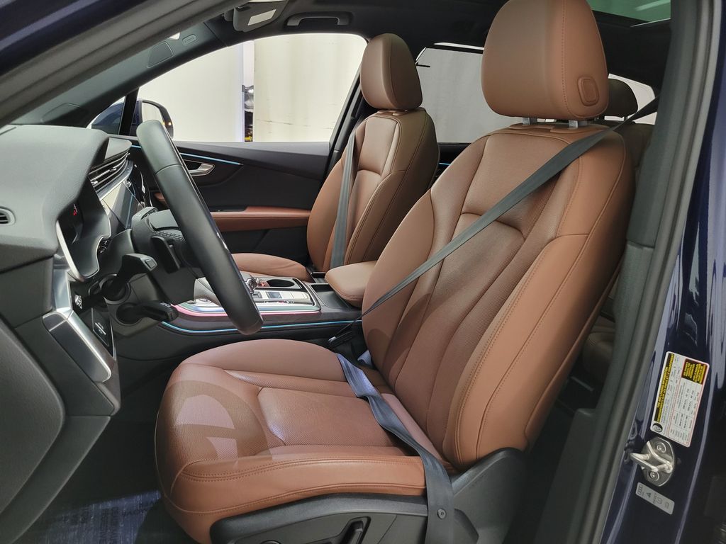 Thumbnail: 2021 Audi Q7 - 28