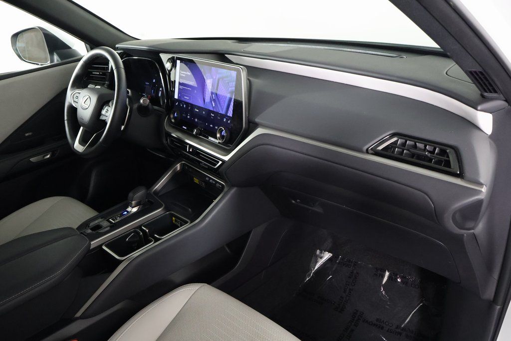 Thumbnail: 2025 Lexus TX - 9