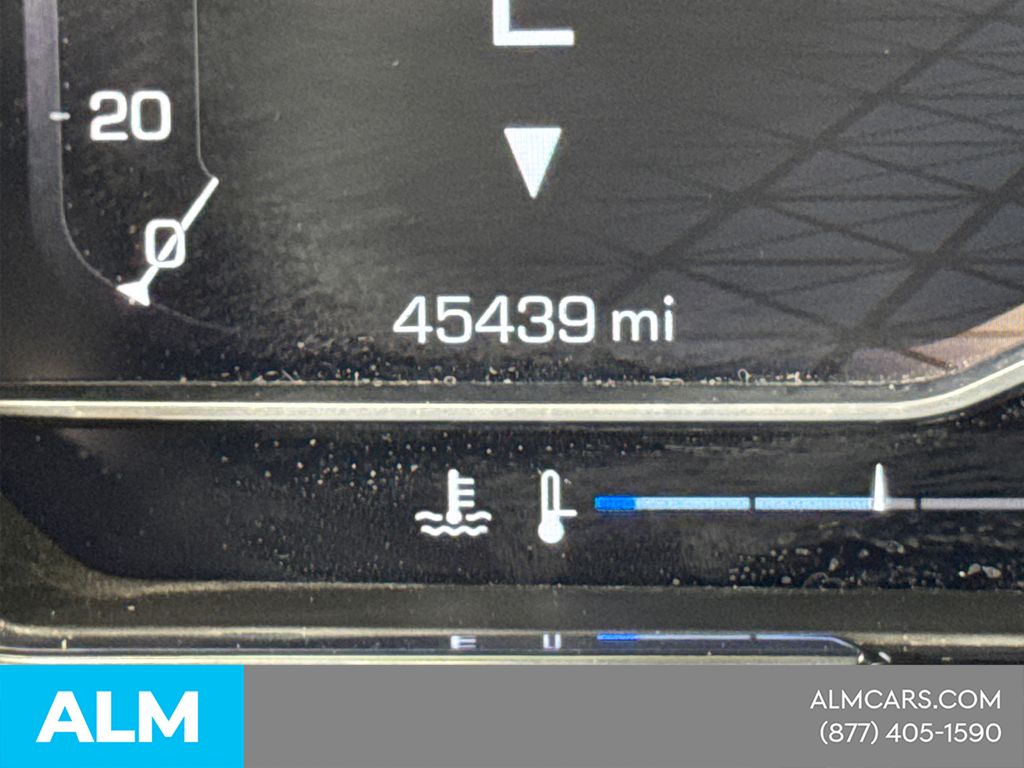 Used 2024 Black GMC Elevation image 30