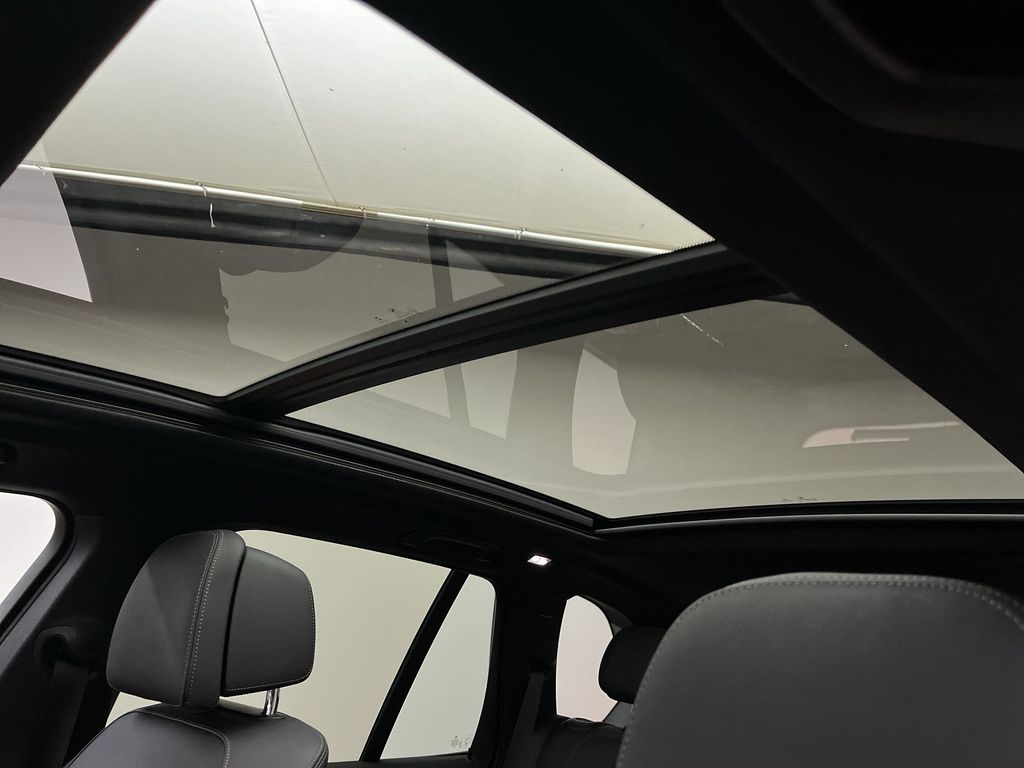 Thumbnail: 2021 BMW X5 - 22