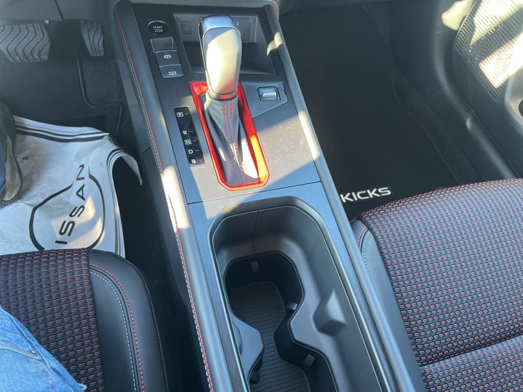 2026 Nissan KICKS SR AWD - Photo 54
