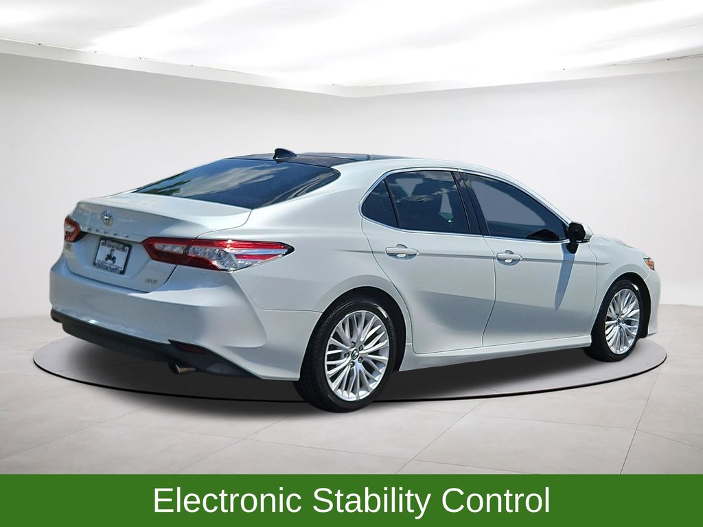 2018 Toyota Camry 7