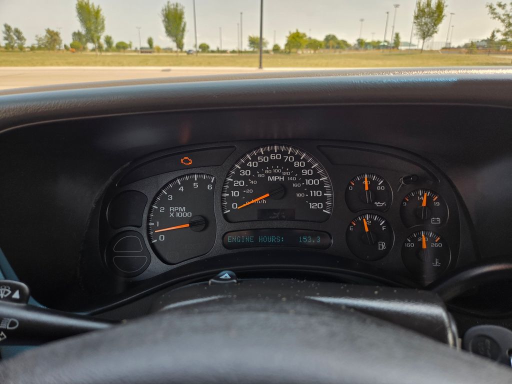 2005 Chevrolet Silverado 1500 LS