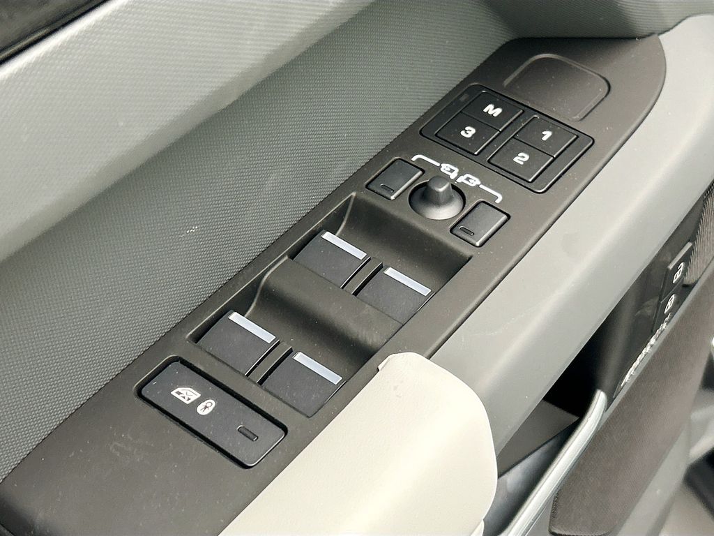 Thumbnail: 2026 Land Rover Defender - 22