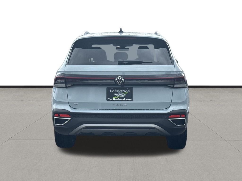 2026 Volkswagen Taos 1.5T SE Gray at DeMontrond Auto Country