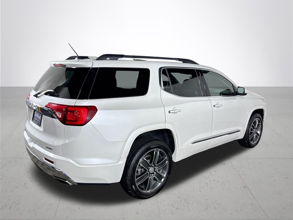 2019 Gmc Acadia Denali photo 4