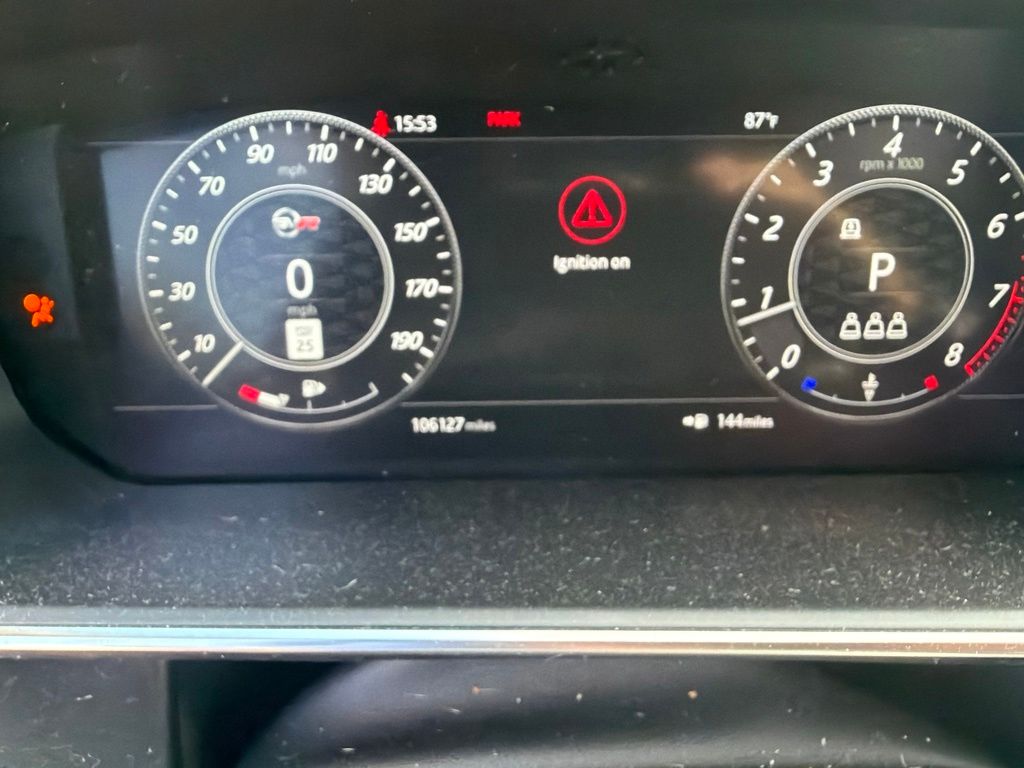 Used 2022 Black Land Rover SVR image 15