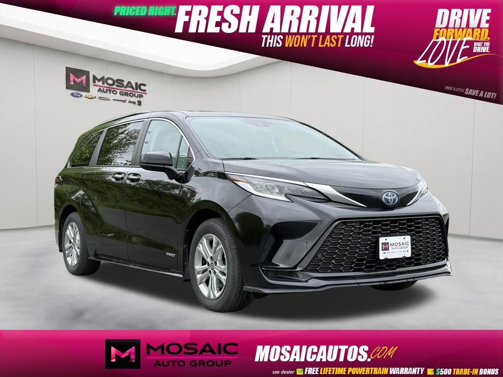 Used 2021 Toyota Sienna XSE Vans