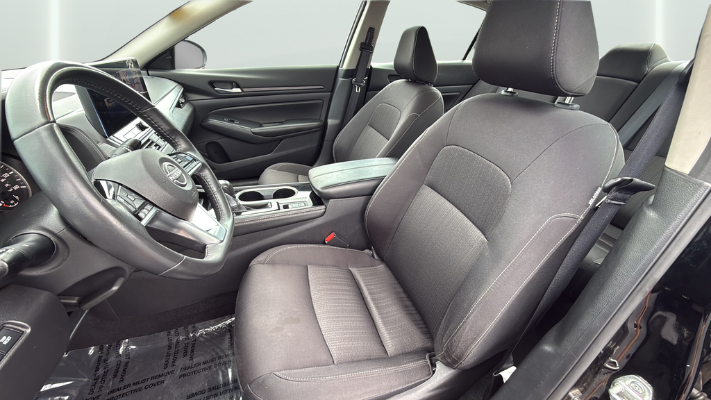 Used 2024 Nissan Altima Sedan