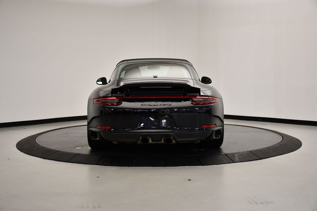 Thumbnail: 2018 Porsche 911 - 6