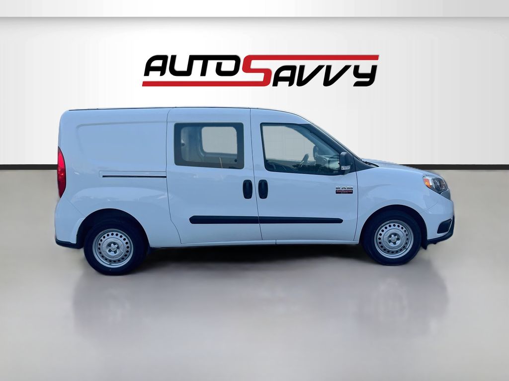 Used 2022 White Ram Base image 8