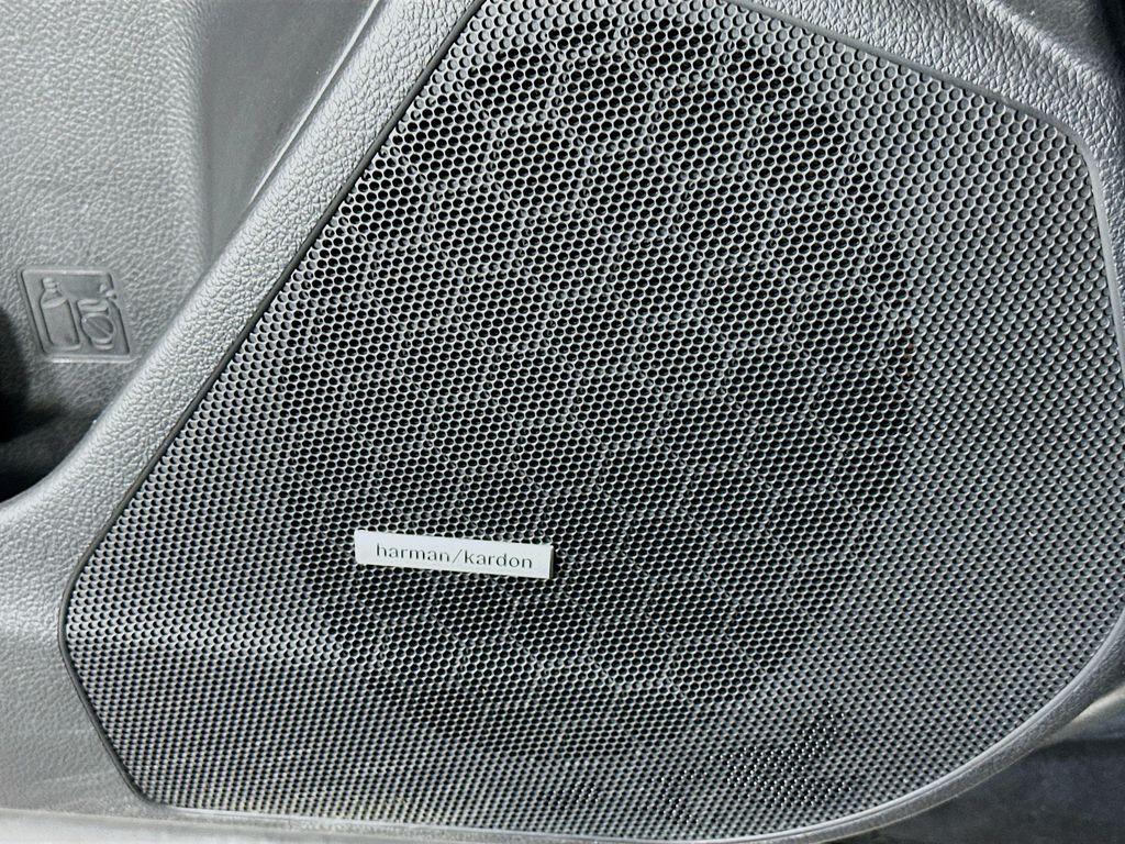 Thumbnail: 2018 Subaru Forester - 18