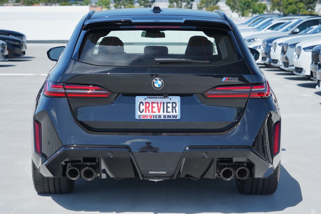 Thumbnail: 2026 BMW M5 - 7