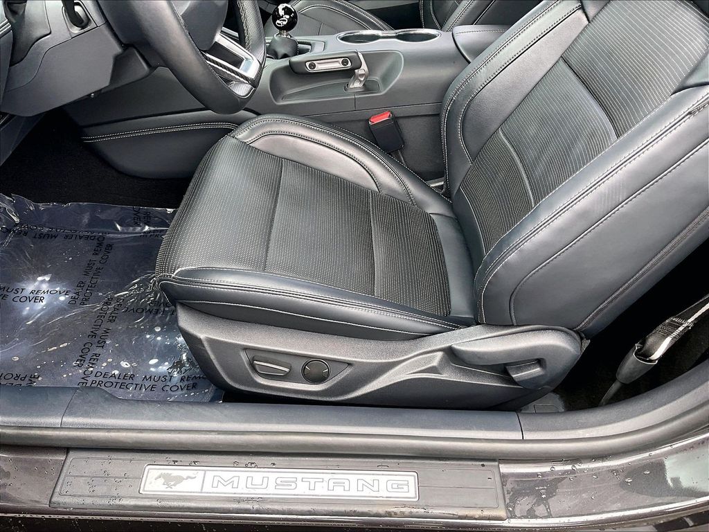 2024 Ford Mustang — photo 31