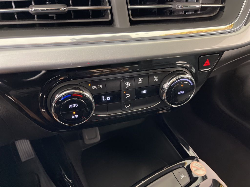 2024 Chevrolet Trax LT 29