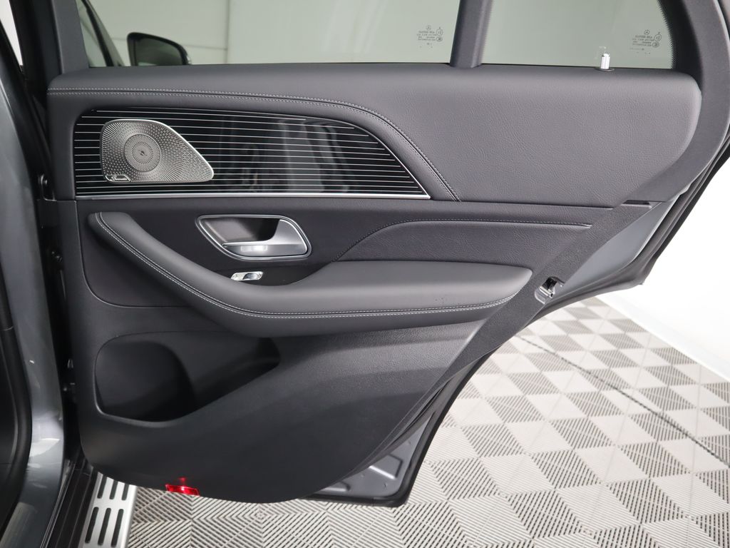 Thumbnail: 2026 Mercedes-Benz GLE - 29