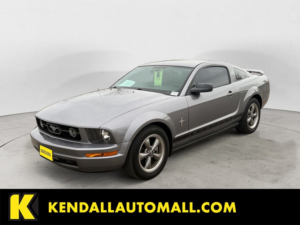2006 Ford Mustang V6 Deluxe Coupe RWD