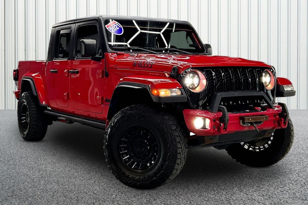 Firecracker Red Clearcoat 2021 Jeep Gladiator Willys Crew Cab 4WD Pickup Truck Four-Wheel Drive 8-Speed Automatic