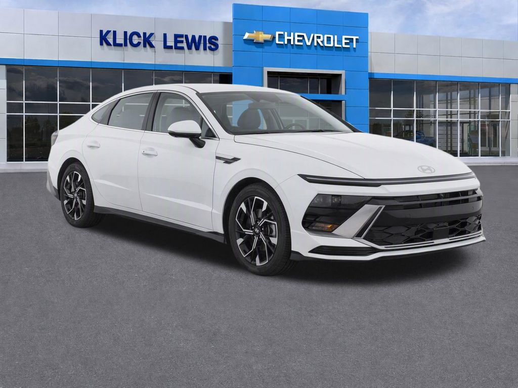 2025 Hyundai Sonata SEL White at Carlisle Cadillac Buick GMC