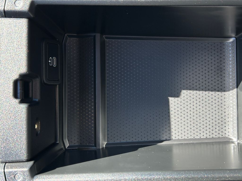 Thumbnail: 2023 BMW 4 Series - 28