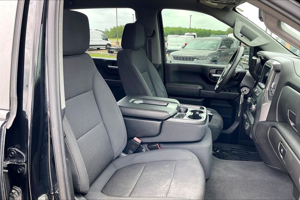 Used 2022 Chevrolet Silverado 2500HD Custom 4D Crew Cab