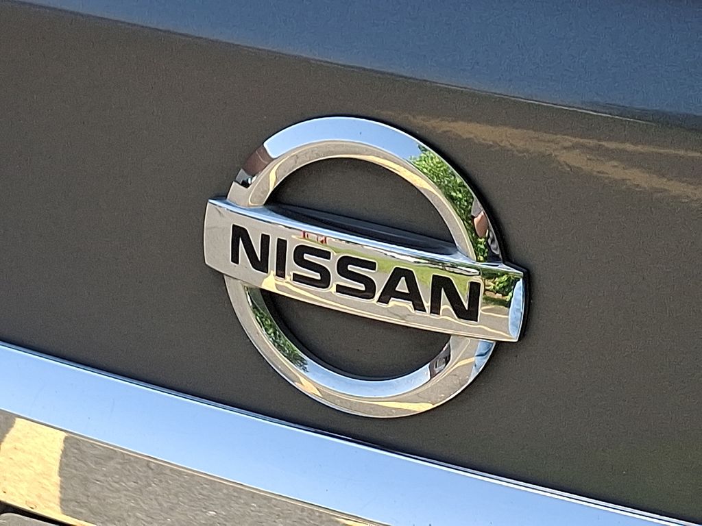 2017 Nissan Altima SR 30