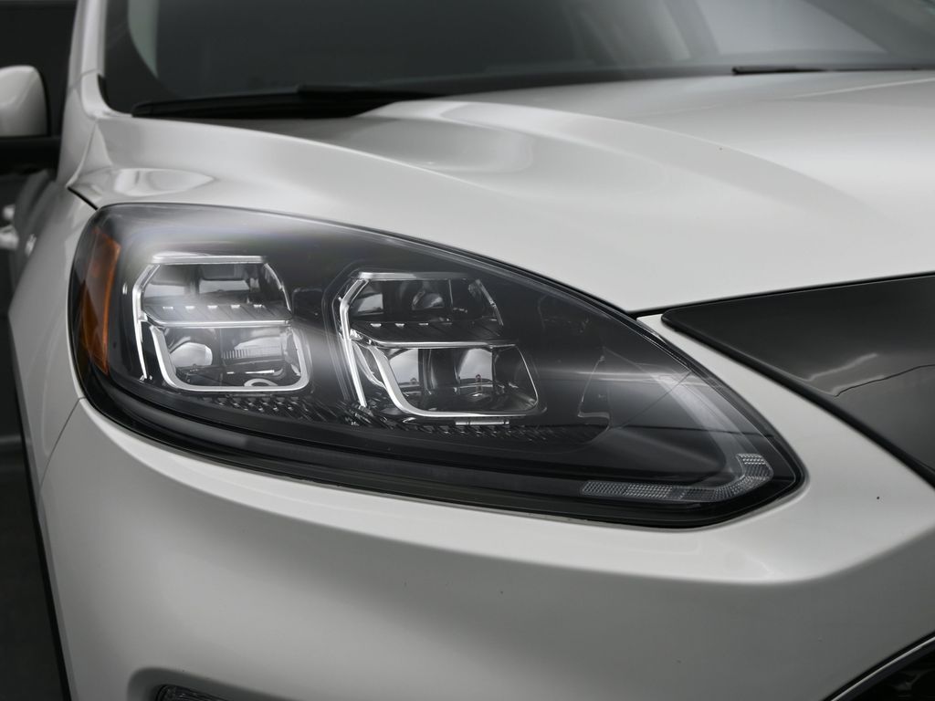 2021 Ford Escape Titanium