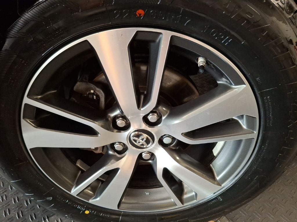 Used 2018 Toyota RAV4 SUV