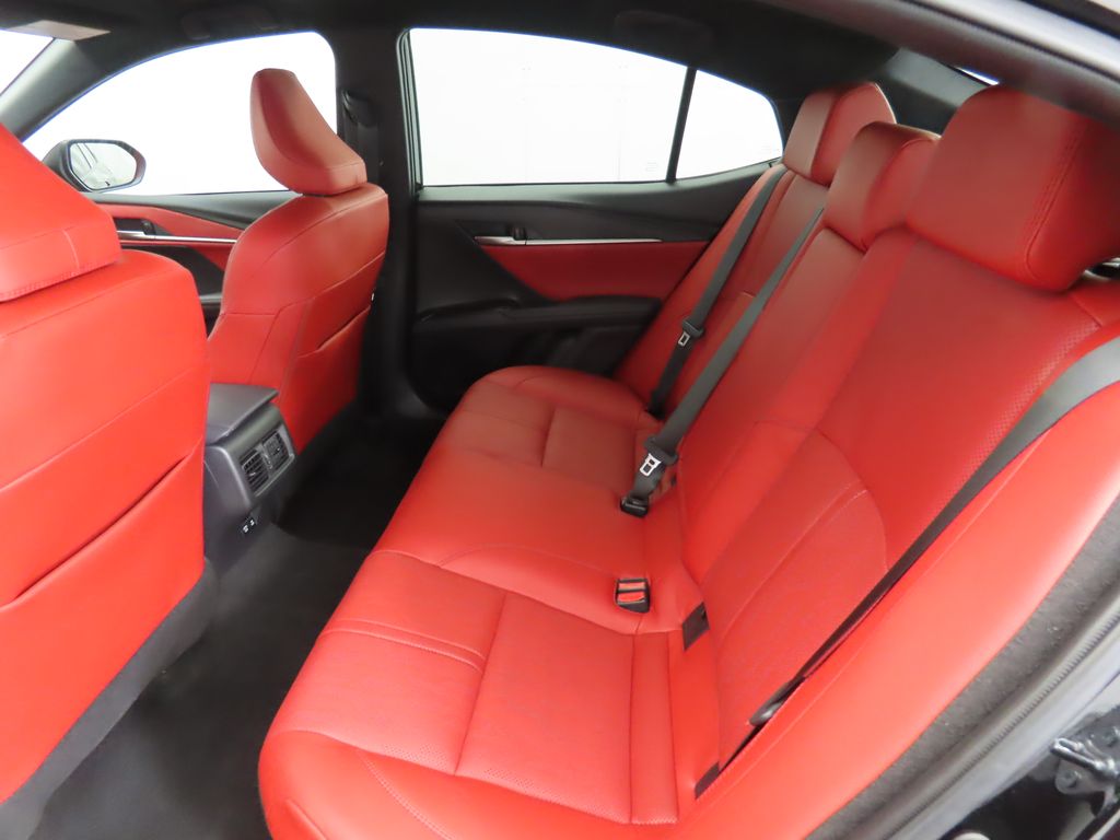 Thumbnail: 2025 Toyota Camry - 20