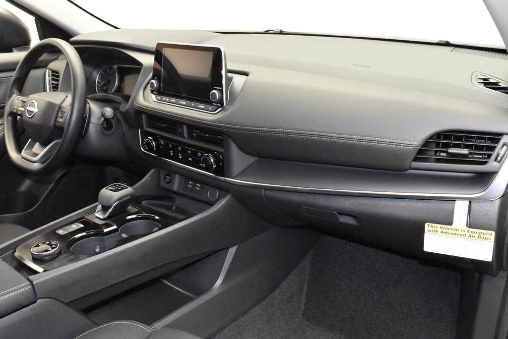 Thumbnail: 2026 Nissan Rogue - 24