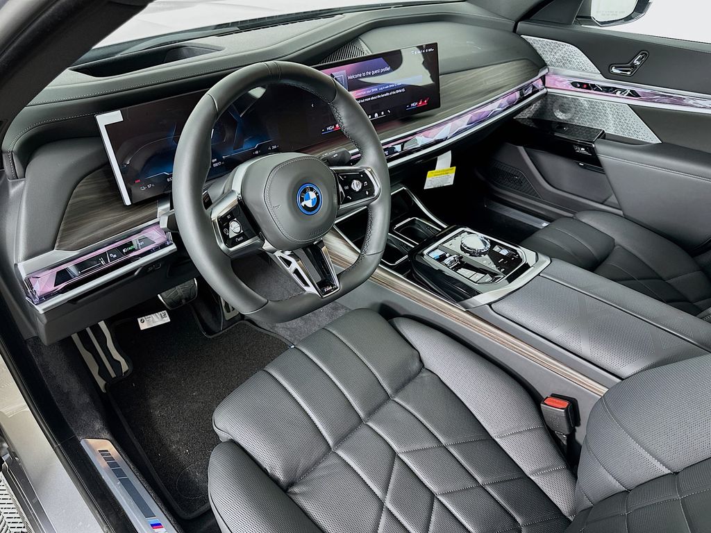 2024 BMW i7 xDrive60 9