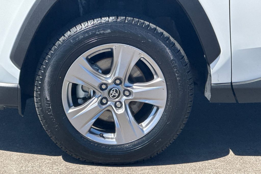 Certified Used 2025 White Toyota XLE image 34