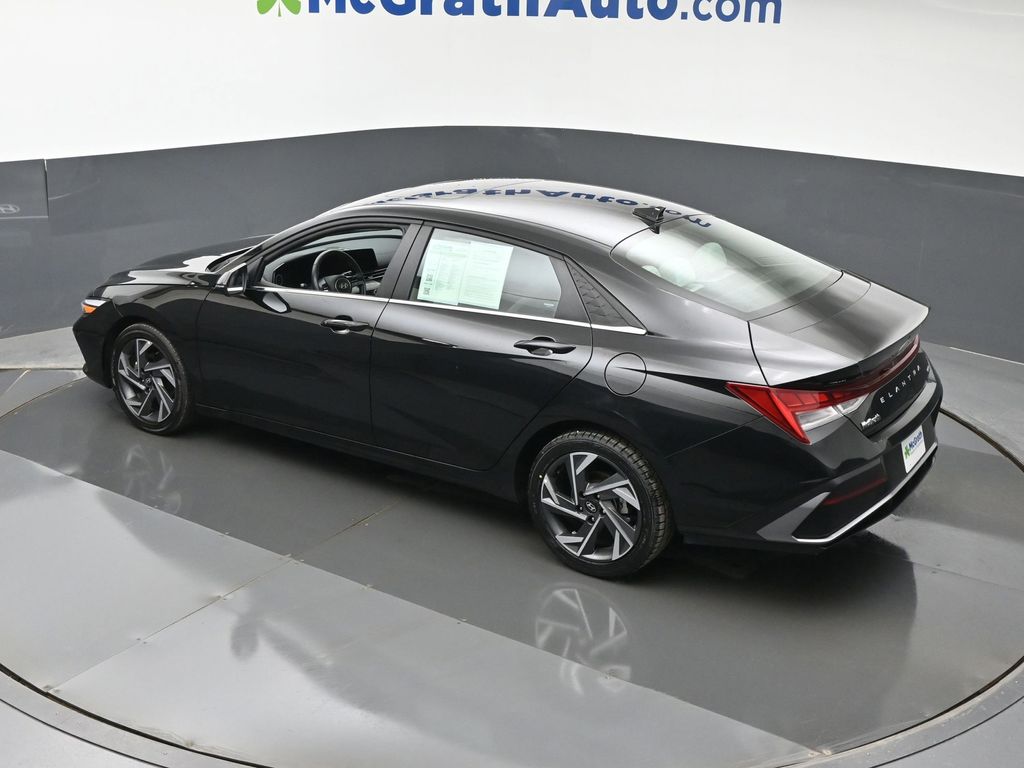 Certified Used 2025 Black Hyundai Limited image 22