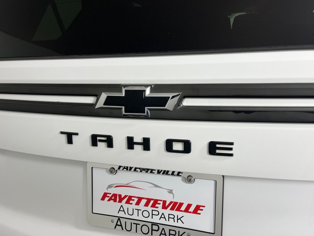 Thumbnail: 2021 Chevrolet Tahoe - 18