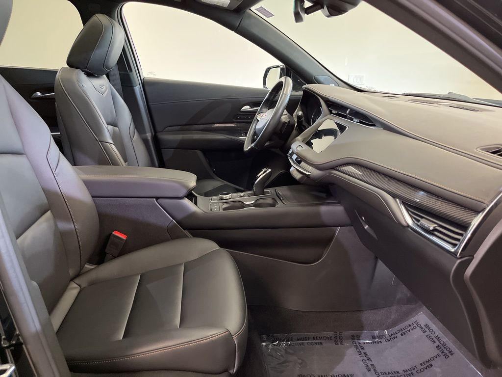 used 2023 Cadillac XT4 car, priced at $28,850