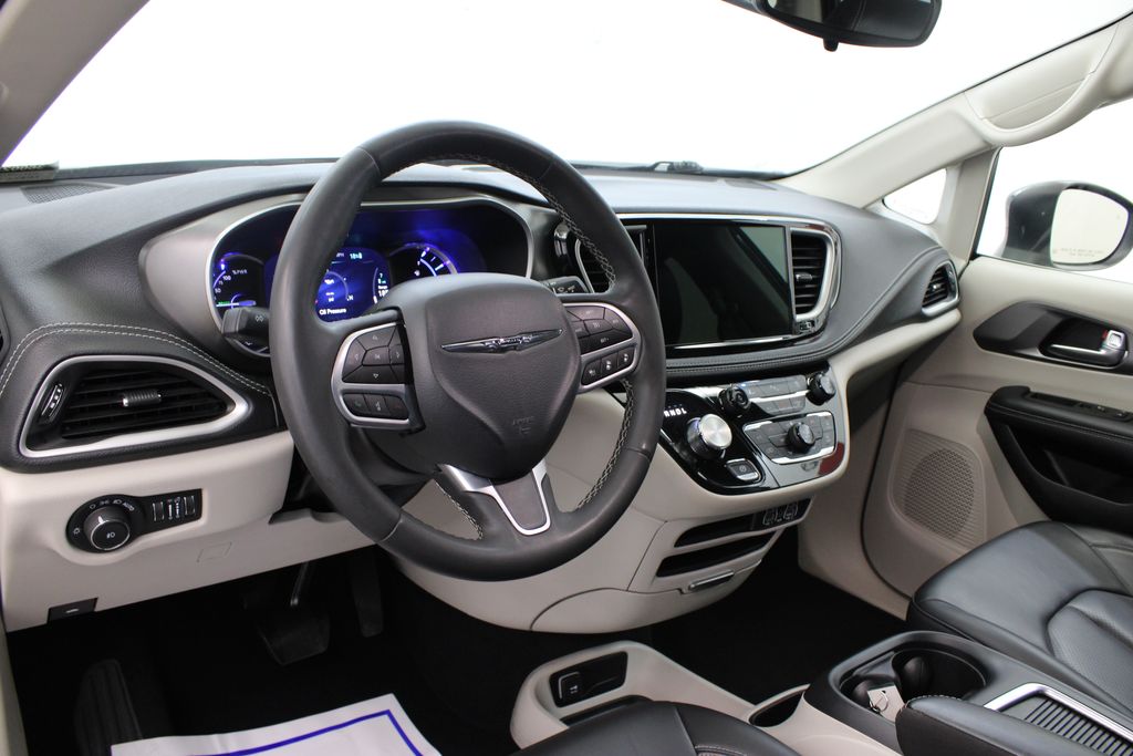 used 2023 Chrysler Pacifica Hybrid car, priced at $24,999