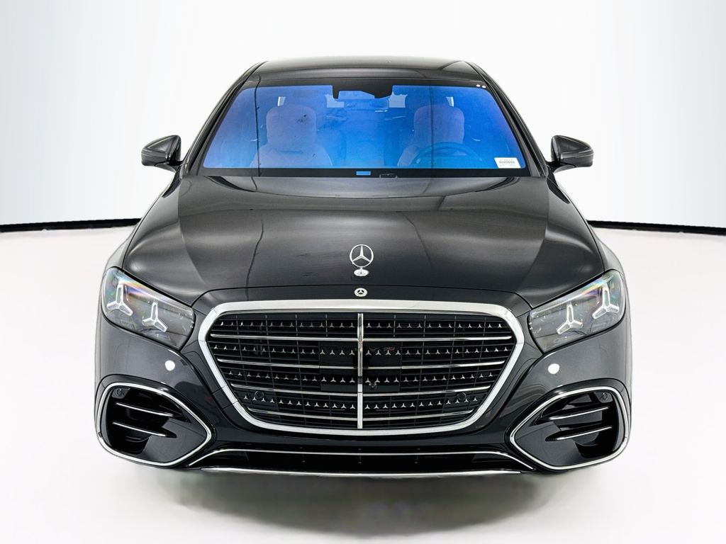 Thumbnail: 2027 Mercedes-Benz S-Class - 2